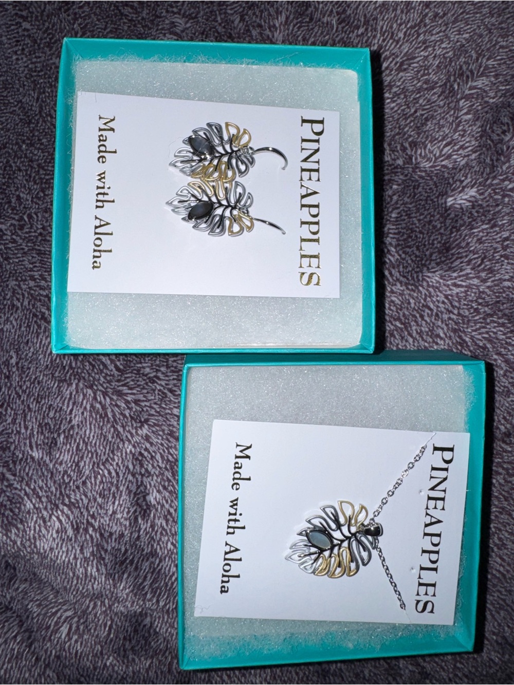 Pineapples Two-Tone Leaf Pendant Necklace & Earrings Set